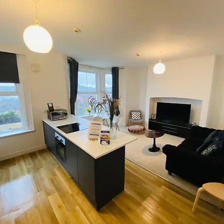 Seascape Stunning Seaview Apartment Scarborough